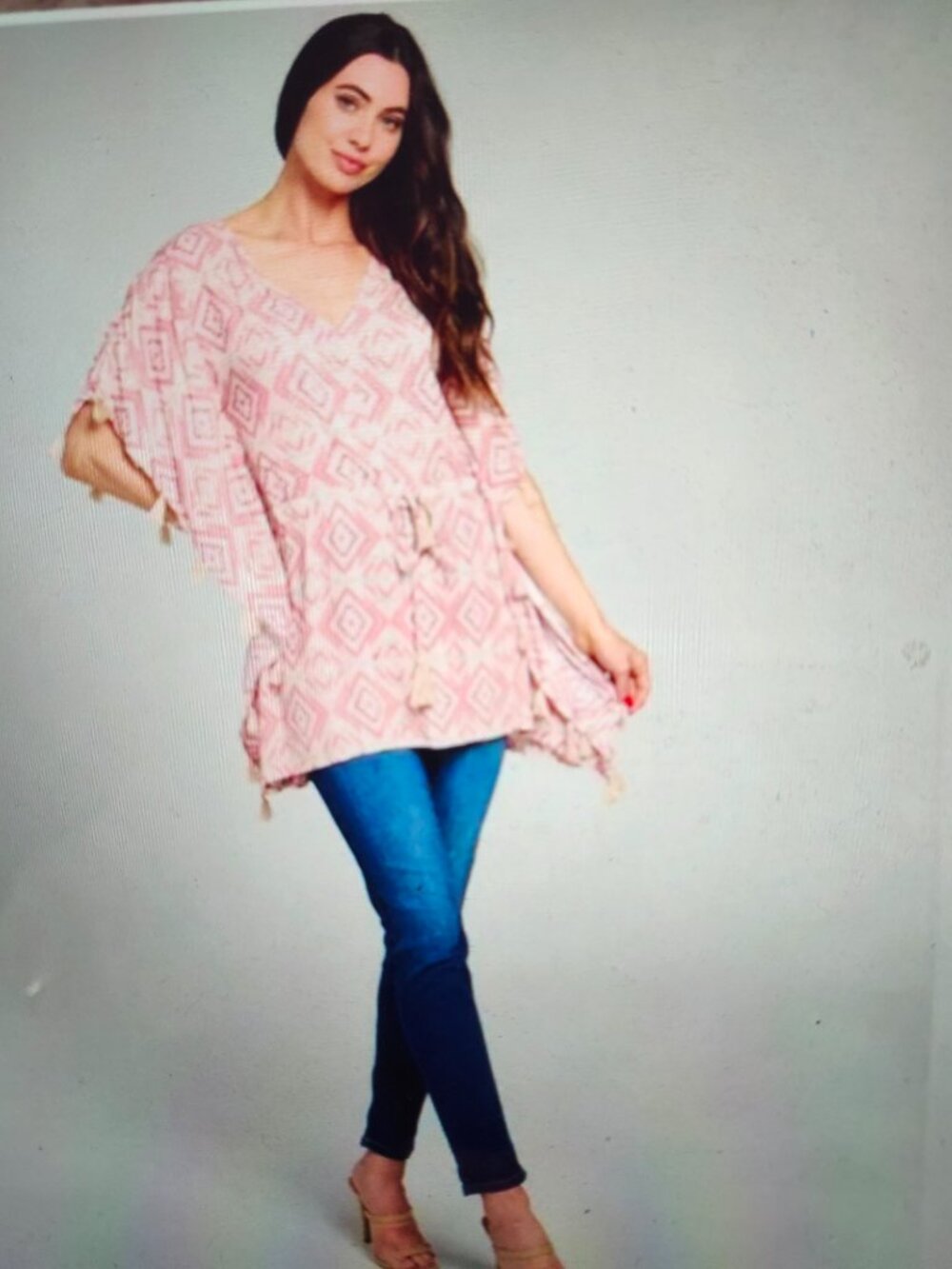 Women’s Short Puff Sleeve V-Neck Adjustable Waist Multi Print Tunic Top